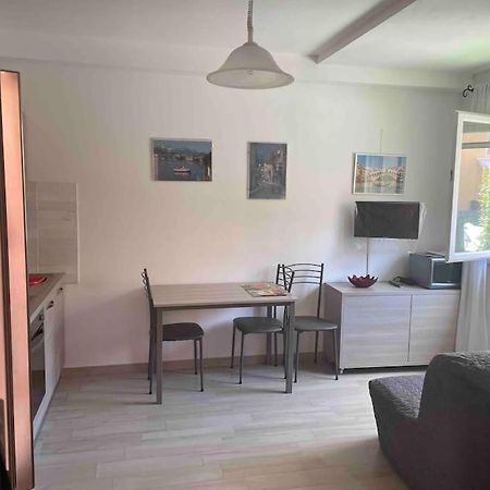 Casa Petros Apartment Trebiano Екстериор снимка
