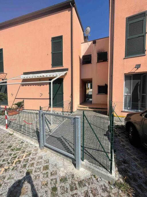 Casa Petros Apartment Trebiano Екстериор снимка